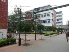 房子户型方正 采光充足 小区环境不错