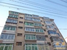此房源满五年,窗改门门市,交通便利位置好