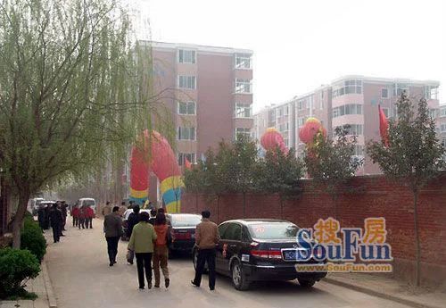 洛阳泊林绿洲3室2厅2卫南北朝向2600.00元/月出租