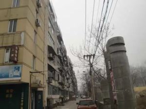 :劳兴楼 2层2室 南面 好楼层