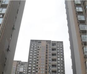 岳泰理想城3室2厅东南南
