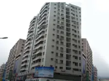 天河旁,电梯中层,靓装修,拎包入住