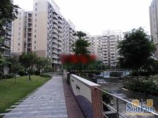 四季名苑3房2卫,中间楼层看花园,上学方便诚意出售