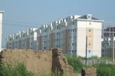 解放北路延安街欧亚商都大润发二店