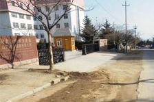 迟家矮楼层一梯两户,停车方便,社区自带农贸市场