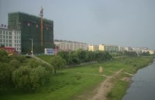 此房可以拎包入住,采光好,楼下就是市场,生活条..