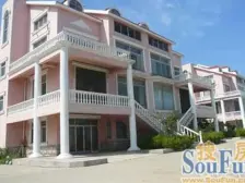 黄海别墅 独栋 上下五层 面积七百多平 看房方便