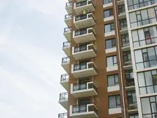 房子是多层框架房 公摊少 单价低 南北通透 无大税