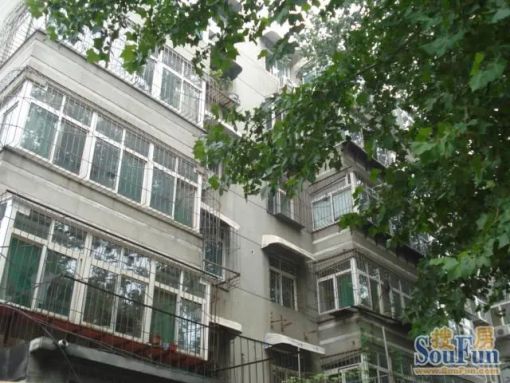 窑头路九号宿舍4室1厅1卫南北朝向2000.00元/月出租