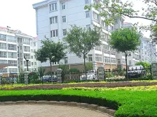 多层3楼东打头!诚意出售 基础精装低公摊