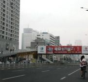 文化宫西街 1室0厅 东