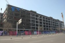 嘉美广场2室毛坯房一个路口到远洋城可贷款