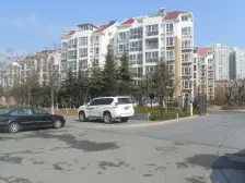 海信慧园西区毛坯三居室,西打头,满五唯一