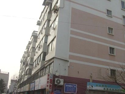 金胜小区2室1厅1卫南北朝向1300.00元/月出租