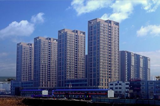 恒大龙庭3室2厅1卫南北朝向2100.00元/月出租