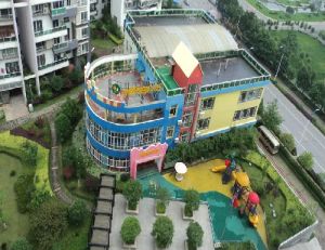 业主自己装修靠山看水精装大四房业主诚心出售