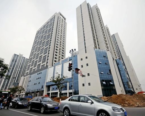 唐山万达广场1室1厅1卫东朝向6000.00元/月出租