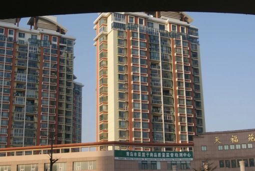 天福苑4室2厅2卫西南朝向7500.00元/月出租