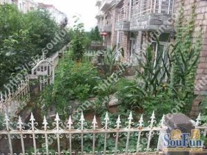 阳光河谷小区1室1厅南