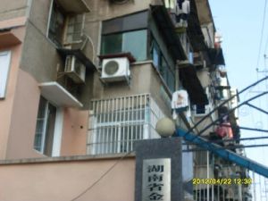 消防小区1室1厅南北