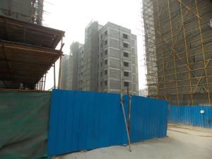 新上涧西区地铁口洋房安泰华庭精装三室看房方便