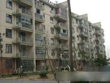 满五唯一,户型方正,楼层好。小区适合居住。