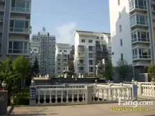 半岛蓝湾 电梯带大露台 装修两居室