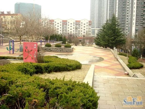 洪山坡小区3室1厅1卫南北朝向2800.00元/月出租