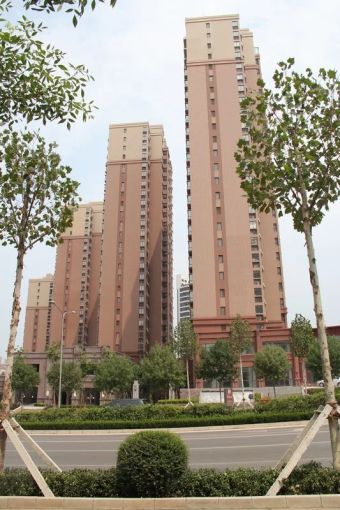 泉景天沅和园雅园2室2厅1卫南北朝向3000.00元/月出租