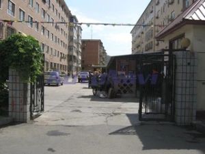 自来水住宅小区 1室1厅 南