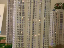 高新万达精装修小三室总价低没出租过