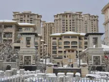 改善型住房 御景观城小高层,精装修三室,户型方正