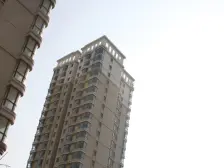 270度观海效果 改善型四居室,诚心出售看房方便。