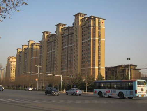香泊湾1室1厅1卫东朝向1500.00元/月出租