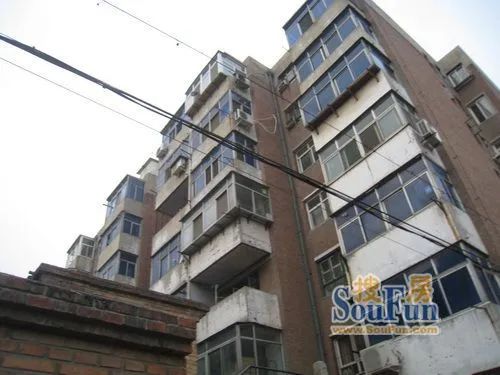 文宣巷4号院2室1厅1卫南北朝向1000.00元/月出租