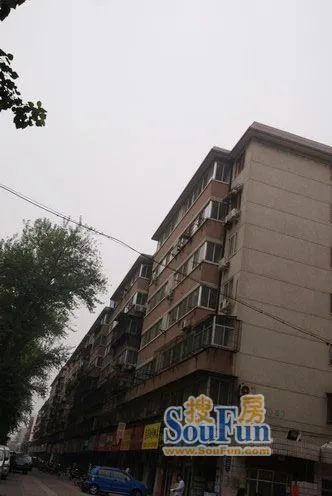 医专家属院2室1厅1卫南朝向1100.00元/月出租