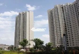 绿地塞尚公馆3室2厅2卫南北朝向3500.00元/月出租