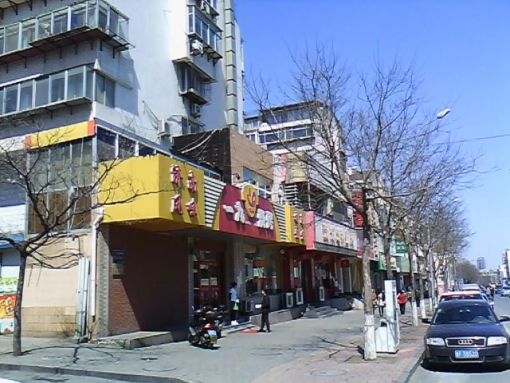 上夼西路3室2厅1卫南北朝向1400.00元/月出租