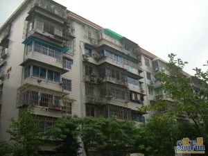 荣森公寓3室2厅南北
