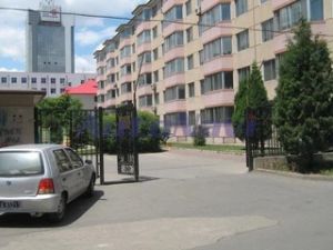 万龙公寓 2室1厅 南 北