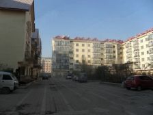 康隆小区 地铁口 两室 诚心出售