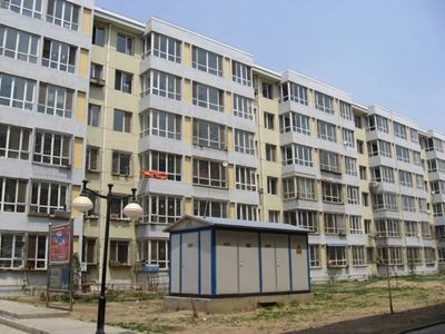巨海城十区2室2厅1卫南北朝向2200.00元/月出租