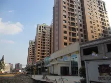 此房繁华地段楼下设施齐全出行方便