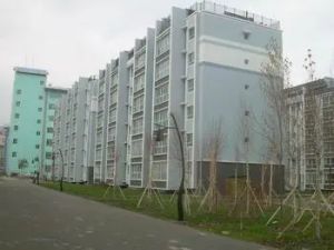 苏虎 2楼 距校150米 采光好 拎包入住