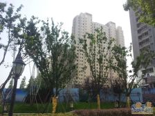 中铁逸都2室2厅南北
