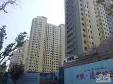 中铁逸都3室2厅南北
