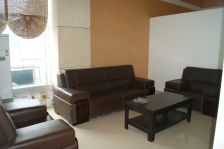 楼层好,采光好,精装修,领包入住