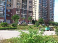 山水名园,全明户型,家里听亮堂的