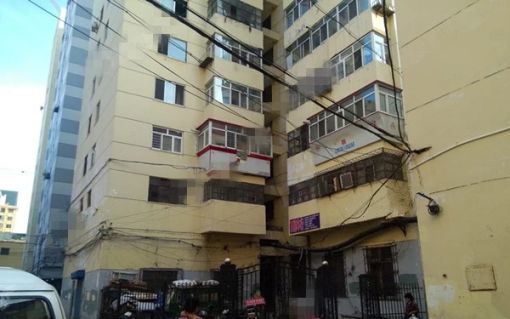 八区四巷2室1卫西南朝向1000.00元/月出租