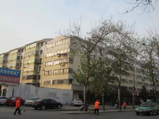 道口巷4号院2室1厅1卫南北朝向500.00元/月出租